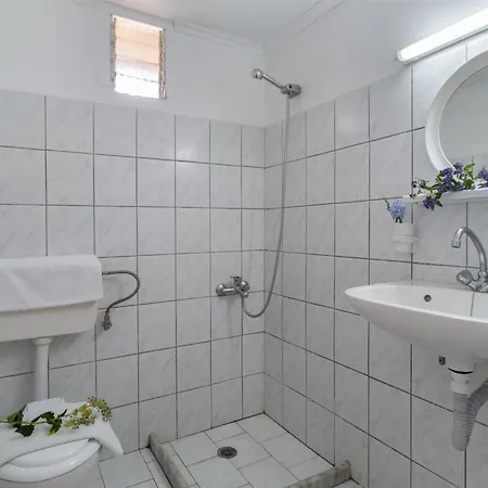 Apartman Krinos 1 *